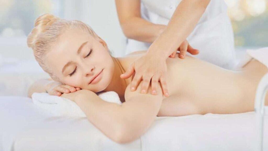 Slimming-Massage-for-Fitness-Lovers-image