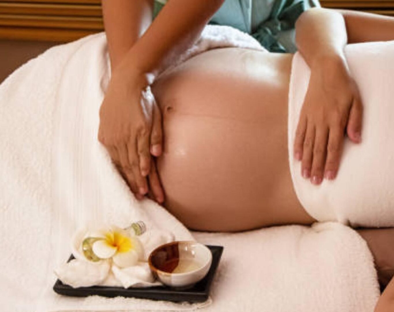 Safety-Tips-for-Prenatal-Massage-image